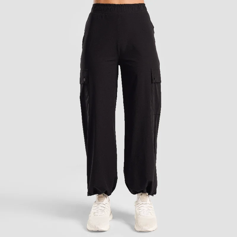 Flex Gear Cargo Pants (Black) Chic Wool Trousers