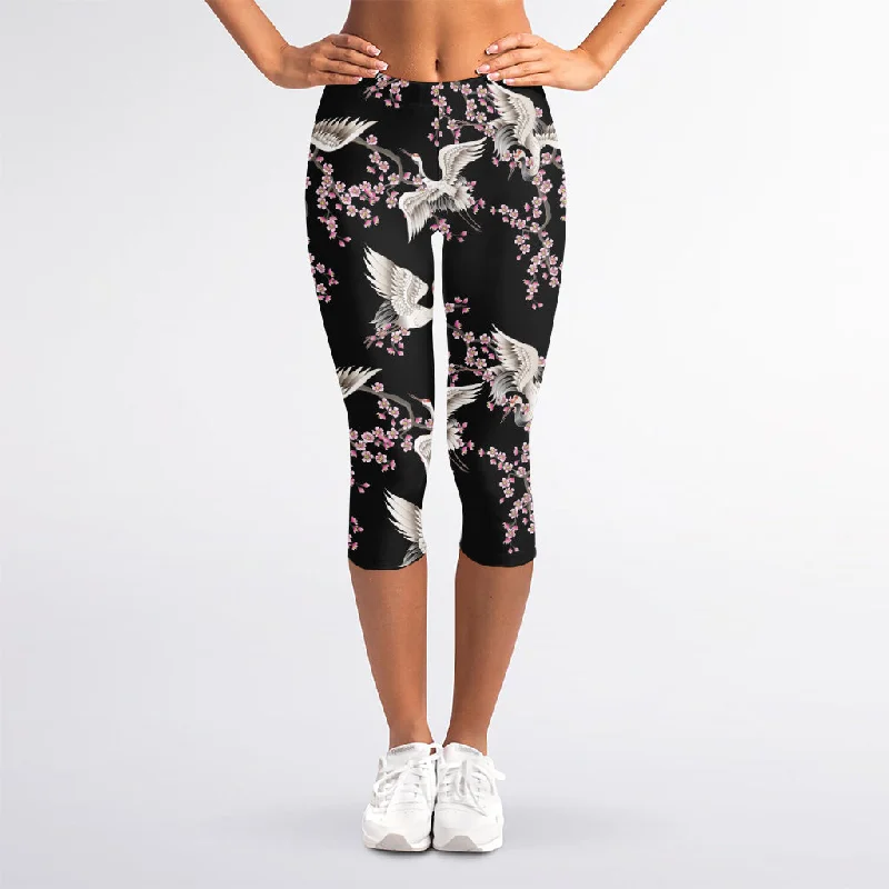 Japanese Crane Bird Pattern Print Women's Capri Leggings Comfortable Capri-Length Leggings