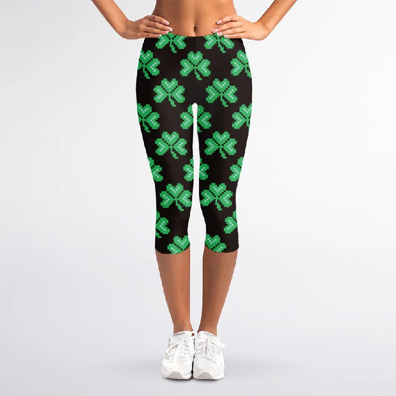 Pixel Clover St. Patrick's Day Print Women's Capri Leggings Comfortable Cold Weather Leggings