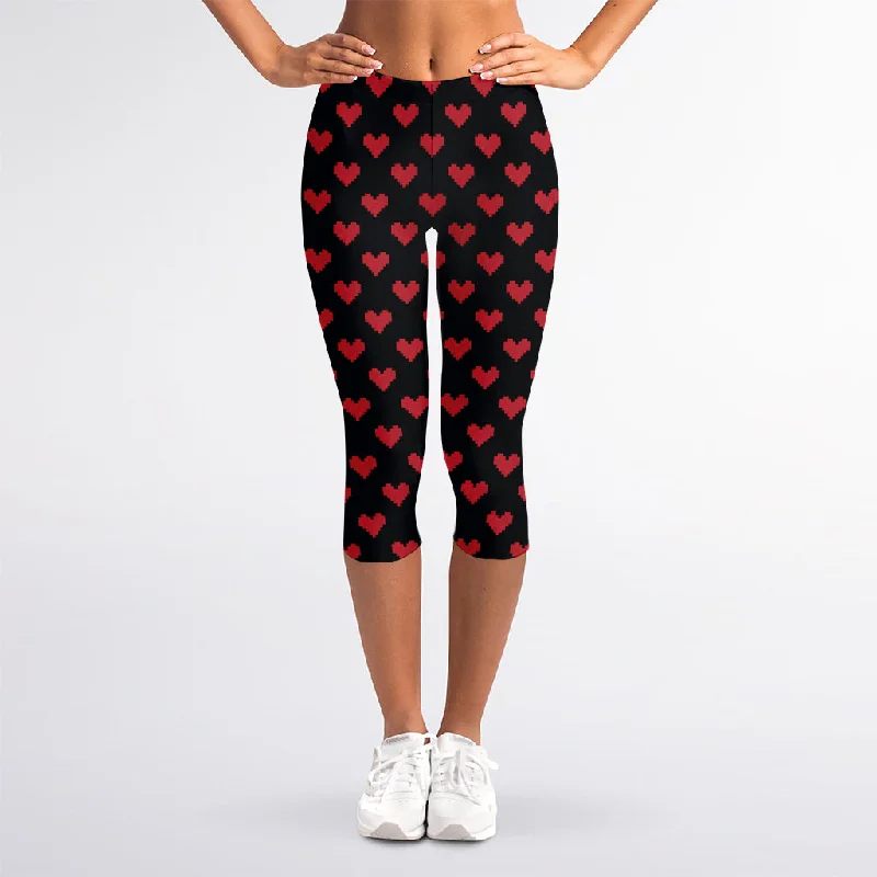 Pixel Heart Pattern Print Women's Capri Leggings Fashionable Sports Compression Leggings